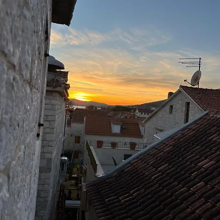Tower Apartmán Trogir